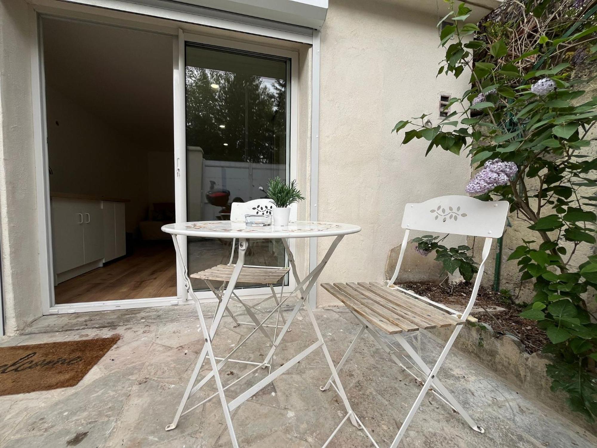 Studio Avec Clim Et Terrasse Proche Du Centre Ville D'Avignon Extérieur photo